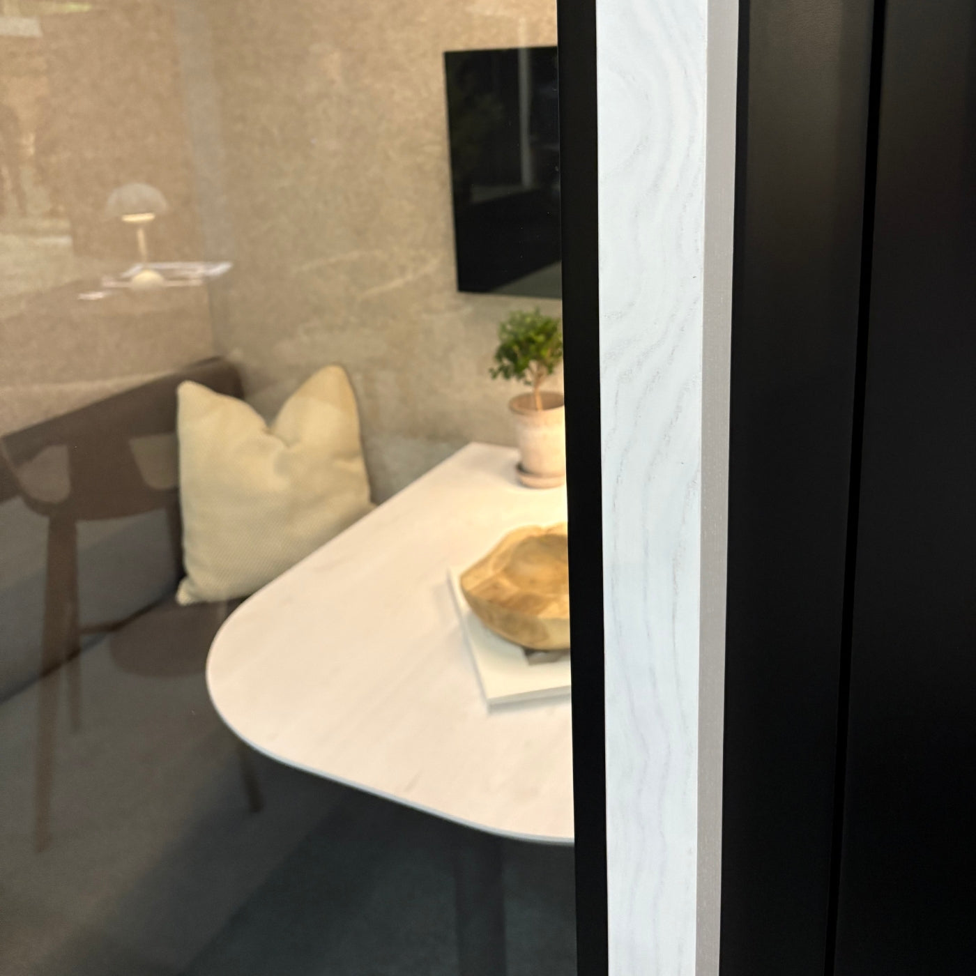 Stillerom Beltton Pod Four H225 x B216 x D133 cm