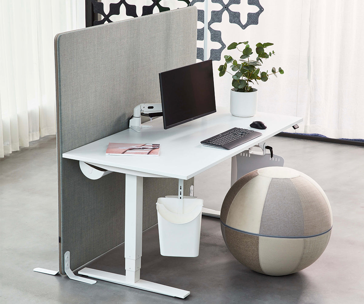 Gulvskjerm ScreenIT A30 med stoffsøm - Runde hjørner