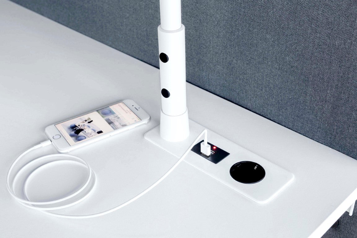 table-top-slim-med-hal-for-the-lightning